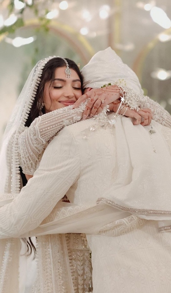 Alanna and Ivor's all-white dreamy wedding - Social Nation