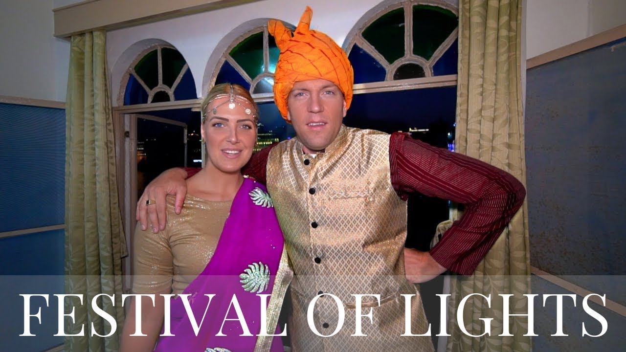 foreigners celebrate Diwali in india