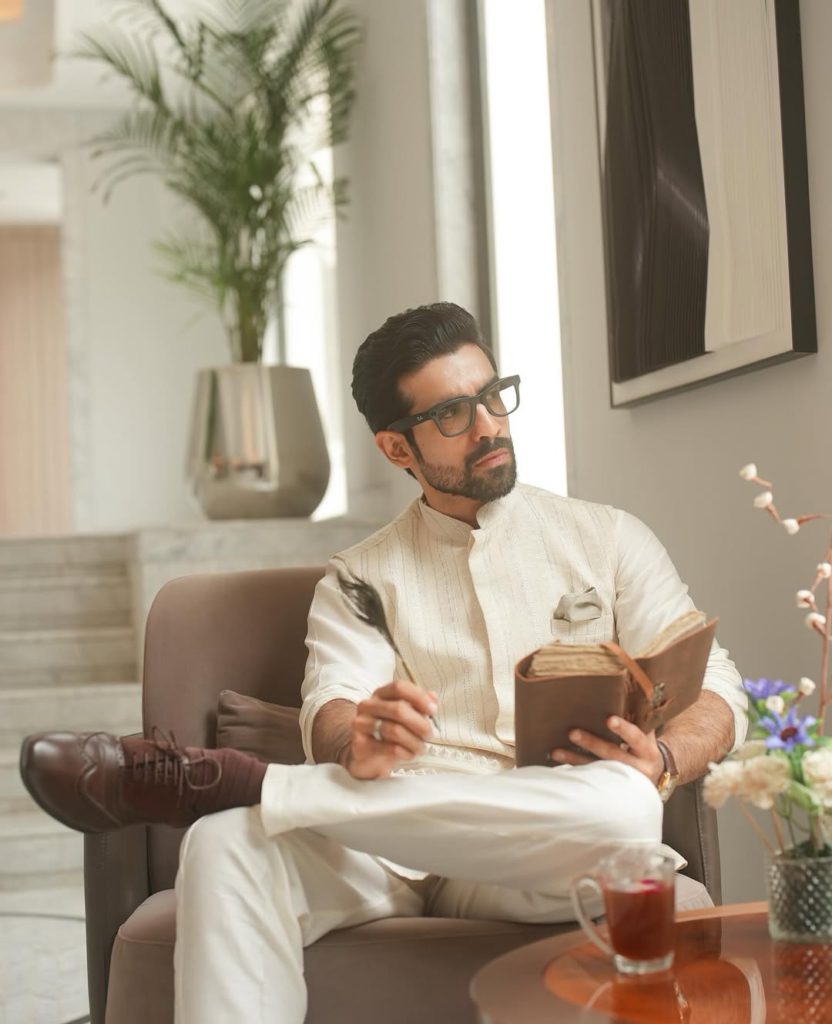 Festive content and more! 
