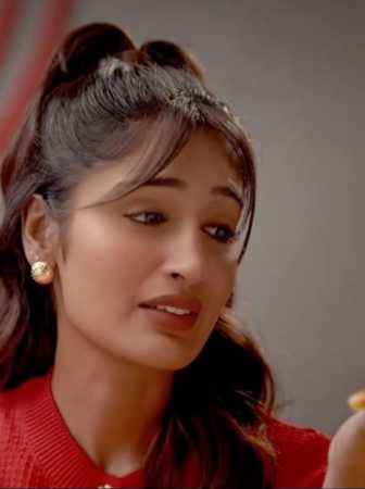 Niharika Makes Flatzz Look Like A Slice Worth Talking About